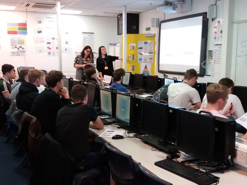 Students learn to get ahead in business using social media skills